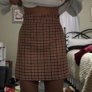 Perfect fall mini skirt